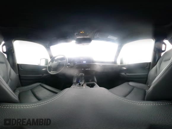 ✅ 2024 Toyota Land Cruiser • VIN: JTEABFAJ0RK006158 • Lot: 43544823. Wystawiony na IAAI z przebiegiem 30 220 mil. Bezpłatny archiwum sprzedaży aukcyjnych z USA i szczegółowy raport historii pojazdu na DreamBid. Zdjęcie 18.