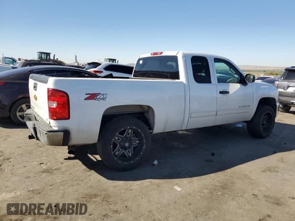✅ 2012 Chevrolet Silverado 1500 LT • VIN: 1GCRKSE7XCZ341554 • Lot: 74383224. Listed on Copart with 175,130 mi. Free auction sales archive from the USA and detailed vehicle history report at DreamBid. Image 3.