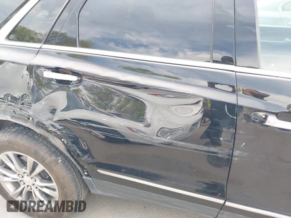 ✅ 2023 Cadillac XT5 AWD Premium Luxury • VIN: 1GYKNDRS2PZ207186 • Lot: 42094286. Wystawiony na IAAI z przebiegiem 36 254 mil. Bezpłatny archiwum sprzedaży aukcyjnych z USA i szczegółowy raport historii pojazdu na DreamBid. Zdjęcie 22.