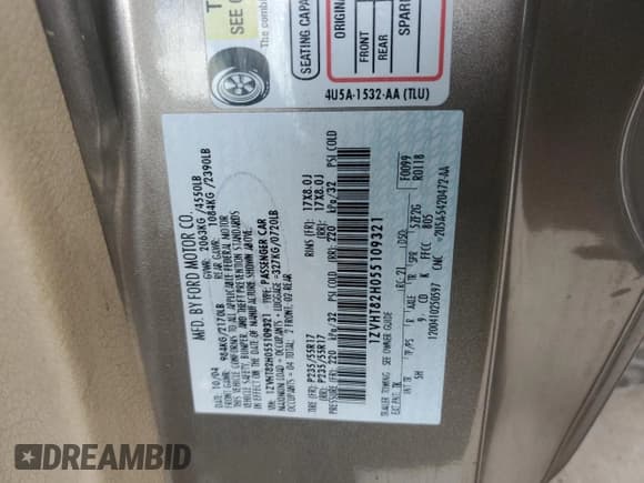 ✅ 2005 Ford Mustang GT Deluxe • VIN: 1ZVHT82H055109321 • Лот: 87310015. Опубликован ранее на Copart с пробегом Не указан. Бесплатный доступ к архиву аукционных продаж из США и подробный отчёт об истории автомобиля на DreamBid. Изображение 12.