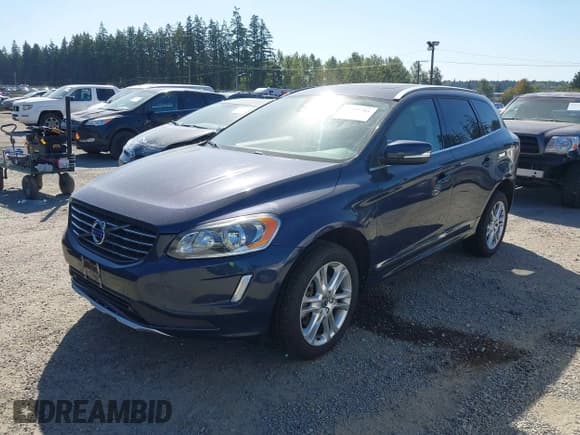 ✅ 2015 Volvo XC60 T5 • VIN: YV4612RK5F2737096 • Lot: 43231701. Listed on IAAI with 98,012 mi. Free auction sales archive from the USA and detailed vehicle history report at DreamBid. Image 17.