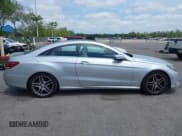 ✅ 2016 Mercedes-Benz E 400 • VIN: WDDKJ6FB7GF318678 • Lot: 42080377. Listed on IAAI with 59,450 mi. Free auction sales archive from the USA and detailed vehicle history report at DreamBid. Image 14.