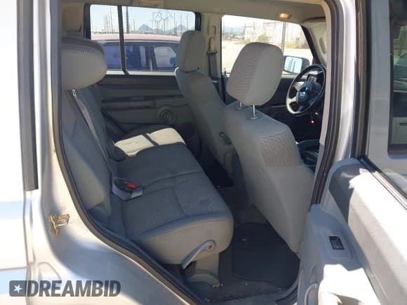 ✅ 2007 Jeep Commander Sport • VIN: 1J8HG48N77C547242 • Lot: 42820516. Listed on IAAI with 161,214 mi. Free auction sales archive from the USA and detailed vehicle history report at DreamBid. Image 8.