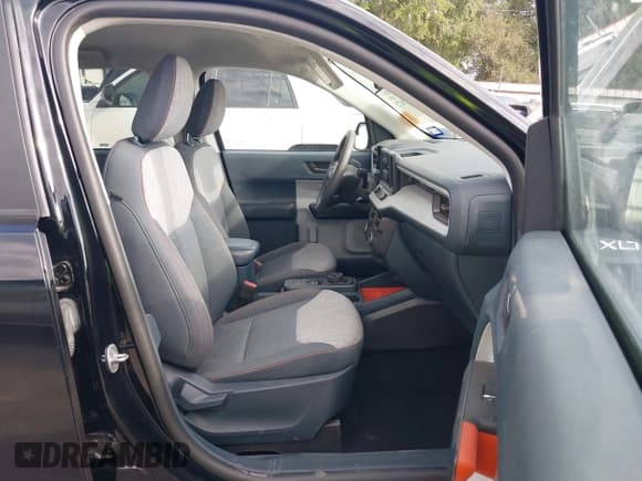 ✅ 2022 Ford Maverick XL • VIN: 3FTTW8E3XNRA37996 • Lot: 42287475. Wystawiony na IAAI z przebiegiem 23 523 mil. Bezpłatny archiwum sprzedaży aukcyjnych z USA i szczegółowy raport historii pojazdu na DreamBid. Zdjęcie 5.