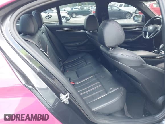 ✅ 2017 BMW 5 Series 530i • VIN: WBAJA5C3XHG895422 • Lot: 42891679. Listed on IAAI with 114,932 mi. Free auction sales archive from the USA and detailed vehicle history report at DreamBid. Image 8.