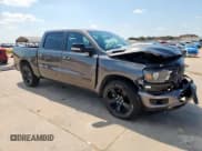 ✅ 2022 Ram 1500 Big Horn • VIN: 1C6RREFT3NN157308 • Lot: 80452495. Wystawiony na Copart z przebiegiem 56 904 mil. Bezpłatny archiwum sprzedaży aukcyjnych z USA i szczegółowy raport historii pojazdu na DreamBid. Zdjęcie 4.
