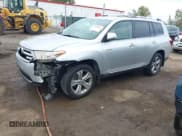 ✅ 2012 Toyota Highlander Limited • VIN: 5TDDK3EH3CS127760 • Лот: 43440699. Опубликован ранее на IAAI с пробегом 192 863 миль. Бесплатный доступ к архиву аукционных продаж из США и подробный отчёт об истории автомобиля на DreamBid. Изображение 17.