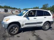 ✅ 2002 Toyota RAV4 • VIN: JTEHH20V226058867 • Lot: 43103417. Wystawiony na IAAI z przebiegiem 205 436 mil. Bezpłatny archiwum sprzedaży aukcyjnych z USA i szczegółowy raport historii pojazdu na DreamBid. Zdjęcie 14.