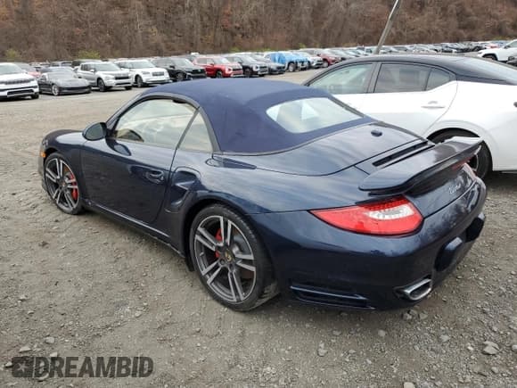 ✅ 2010 Porsche 911 Turbo S • VIN: WP0CD2A98AS773203 • Lot: 81885474. Wystawiony na Copart z przebiegiem Nie podano. Bezpłatny archiwum sprzedaży aukcyjnych z USA i szczegółowy raport historii pojazdu na DreamBid. Zdjęcie 2.