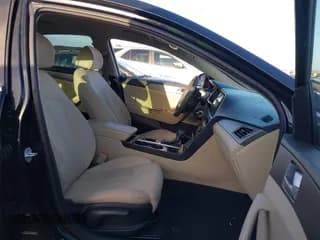 ✅ 2015 Hyundai Sonata SE • VIN: 5NPE24AF2FH016433 • Лот: 43453828. Опубликован ранее на IAAI с пробегом 214 624 миль. Бесплатный доступ к архиву аукционных продаж из США и подробный отчёт об истории автомобиля на DreamBid. Изображение 5.