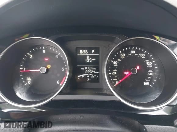 ✅ 2015 Volkswagen Jetta S • VIN: 3VWLA7AJ1FM301101 • Lot: 43605896. Listed on IAAI with 126,524 mi. Free auction sales archive from the USA and detailed vehicle history report at DreamBid. Image 7.