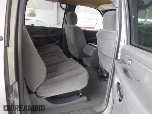 ✅ 2006 Chevrolet Silverado 2500HD LT3 • VIN: 1GCHK23D16F237450 • Лот: 42576469. Опубликован ранее на IAAI с пробегом 170 829 миль. Бесплатный доступ к архиву аукционных продаж из США и подробный отчёт об истории автомобиля на DreamBid. Изображение 8.