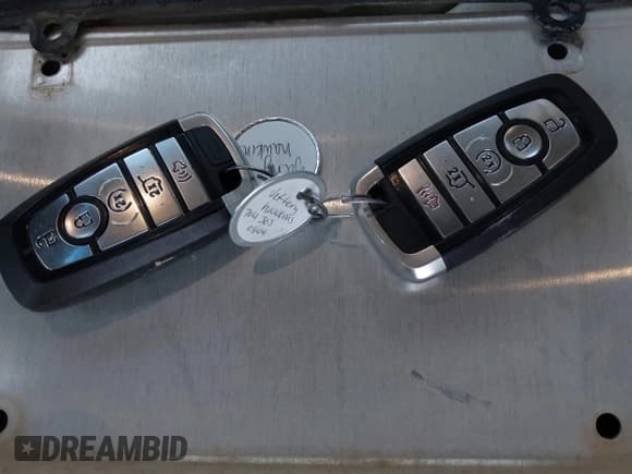 ✅ 2020 Ford Edge Titanium • VIN: 2FMPK3K95LBA11256 • Lot: 41131966. Wystawiony na IAAI z przebiegiem 133 412 mil. Bezpłatny archiwum sprzedaży aukcyjnych z USA i szczegółowy raport historii pojazdu na DreamBid. Zdjęcie 11.