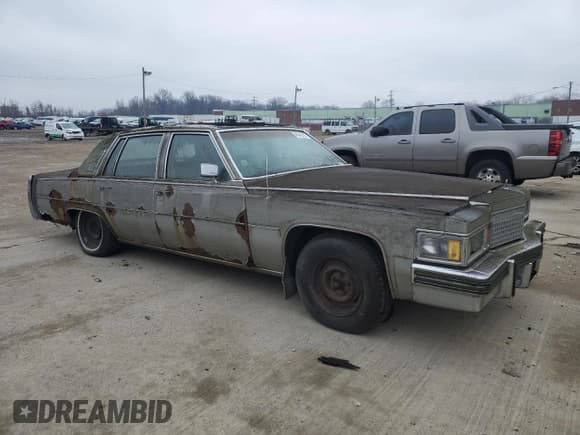 ✅ 1978 Cadillac Seville • VIN: 6D69S99204903 • Lot: 44545155. Wystawiony na Copart z przebiegiem 74 874 mil. Bezpłatny archiwum sprzedaży aukcyjnych z USA i szczegółowy raport historii pojazdu na DreamBid. Zdjęcie 4.