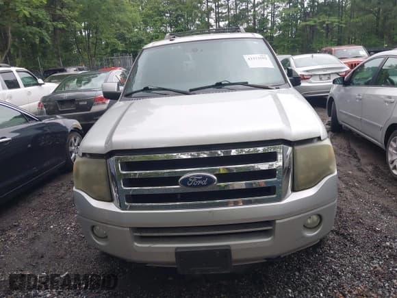 ✅ 2011 Ford Expedition Max Limited • VIN: 1FMJK2A59BEF25368 • Lot: 42373592. Listed on IAAI with 220,426 mi. Free auction sales archive from the USA and detailed vehicle history report at DreamBid. Image 12.