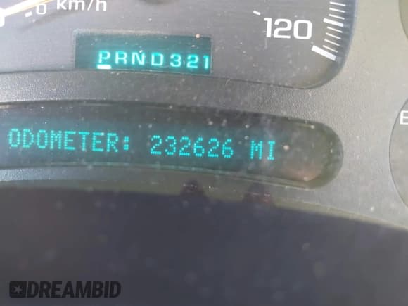 ✅ 2005 Chevrolet Silverado 2500HD LT • VIN: 1GCHK23215F881768 • Lot: 43517833. Listed on IAAI with 232,626 mi. Free auction sales archive from the USA and detailed vehicle history report at DreamBid. Image 15.