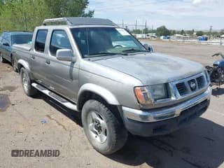 ✅ 2000 Nissan Frontier XE • VIN: 1N6ED27Y9YC410434 • Lot: 43094421. Wystawiony na IAAI z przebiegiem 240 476 mil. Bezpłatny archiwum sprzedaży aukcyjnych z USA i szczegółowy raport historii pojazdu na DreamBid. Zdjęcie 1.