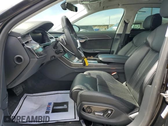 ✅ 2019 Audi A8 • VIN: WAU8EAF88KN024329 • Лот: 48749254. Опубликован ранее на Copart с пробегом 31 721 миль. Бесплатный доступ к архиву аукционных продаж из США и подробный отчёт об истории автомобиля на DreamBid. Изображение 7.