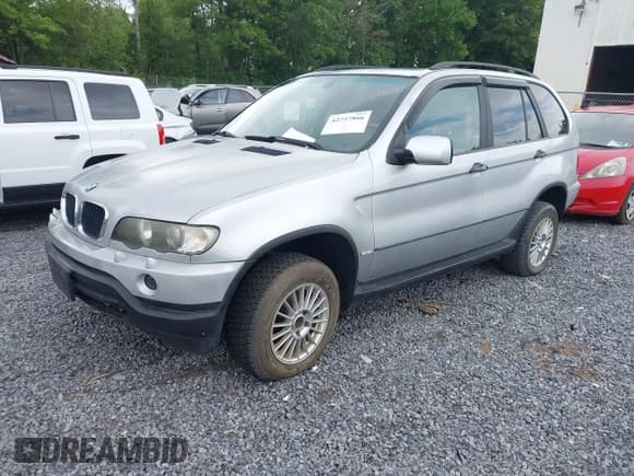 ✅ 2001 BMW X5 3.0i • VIN: WBAFA53511LM78789 • Lot: 42727866. Listed on IAAI with 130,617 mi. Free auction sales archive from the USA and detailed vehicle history report at DreamBid. Image 2.