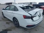 ✅ 2024 Volkswagen Jetta Sport • VIN: 3VWBM7BU0RM050006 • Лот: 43464571. Опубликован ранее на IAAI с пробегом 32 345 миль. Бесплатный доступ к архиву аукционных продаж из США и подробный отчёт об истории автомобиля на DreamBid. Изображение 3.