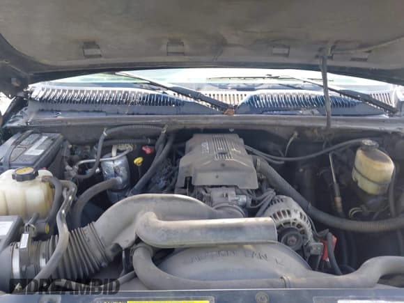 ✅ 1999 Chevrolet Silverado 2500 LS • VIN: 1GCGC29U3XE218776 • Lot: 42138051. Listed on IAAI with 173,626 mi. Free auction sales archive from the USA and detailed vehicle history report at DreamBid. Image 10.