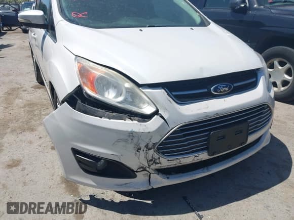 ✅ 2013 Ford C-Max SEL • VIN: 1FADP5CU7DL521834 • Lot: 42360301. Wystawiony na IAAI z przebiegiem 176 186 mil. Bezpłatny archiwum sprzedaży aukcyjnych z USA i szczegółowy raport historii pojazdu na DreamBid. Zdjęcie 6.