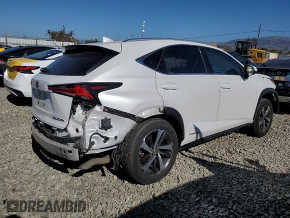 ✅ 2021 Lexus NX 300h • VIN: JTJGJRDZ0M5010994 • Lot: 90312165. Wystawiony na Copart z przebiegiem 71 019 mil. Bezpłatny archiwum sprzedaży aukcyjnych z USA i szczegółowy raport historii pojazdu na DreamBid. Zdjęcie 3.