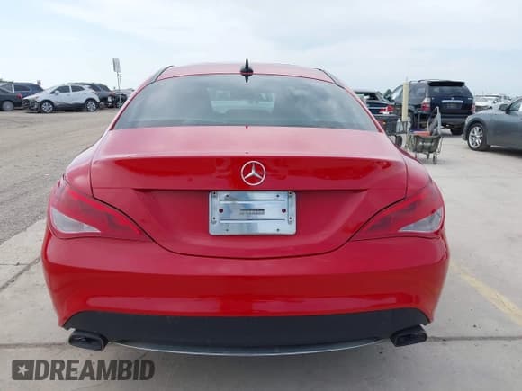 ✅ 2014 Mercedes-Benz CLA 250 • VIN: WDDSJ4EBXEN068667 • Lot: 42023810. Listed on IAAI with 145,531 mi. Free auction sales archive from the USA and detailed vehicle history report at DreamBid. Image 16.