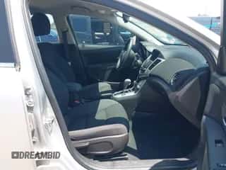 2016 Chevrolet Cruze LT with VIN 1G1PE5SB9G7140022, listed as a IAAI auction lot 42803852 with 81,328 mi miles and . Bid and sale history available at DreamBid. Image 5.