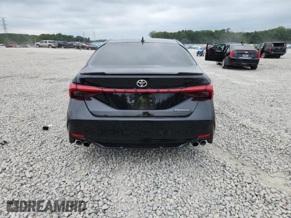 ✅ 2022 Toyota Avalon Touring • VIN: 4T1HZ1FB0NU086414 • Lot: 67406625. Listed on Copart with 68,879 mi. Free auction sales archive from the USA and detailed vehicle history report at DreamBid. Image 6.