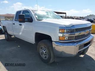 ✅ 2019 Chevrolet Silverado 2500HD Work Truck • VIN: 2GC2CREG4K1181296 • Лот: 43082857. Опубликован ранее на IAAI с пробегом 101 248 миль. Бесплатный доступ к архиву аукционных продаж из США и подробный отчёт об истории автомобиля на DreamBid. Изображение 1.
