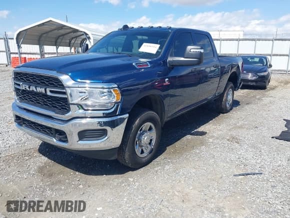 ✅ 2024 Ram 2500 Tradesman • VIN: 3C6UR5CL7RG390539 • Lot: 41850314. Listed on IAAI with 2,857 mi. Free auction sales archive from the USA and detailed vehicle history report at DreamBid. Image 2.