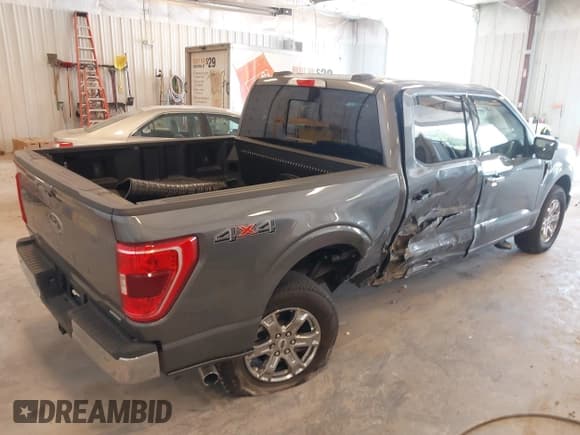 ✅ 2023 Ford F-150 XL • VIN: 1FTEW1EP5PFC96365 • Lot: 42486585. Listed on IAAI with 7,095 mi. Free auction sales archive from the USA and detailed vehicle history report at DreamBid. Image 4.