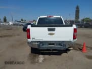 ✅ 2011 Chevrolet Silverado 1500 LS • VIN: 3GCPCREA5BG408018 • Lot: 43217341. Wystawiony na IAAI z przebiegiem 190 884 mil. Bezpłatny archiwum sprzedaży aukcyjnych z USA i szczegółowy raport historii pojazdu na DreamBid. Zdjęcie 16.