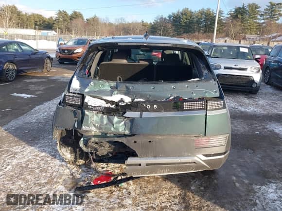 ✅ 2024 Hyundai Ioniq 5 SE Standard Range • VIN: KM8KM4DB0RU321327 • Lot: 41396112. Wystawiony na IAAI z przebiegiem 4 301 mil. Bezpłatny archiwum sprzedaży aukcyjnych z USA i szczegółowy raport historii pojazdu na DreamBid. Zdjęcie 17.