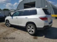 ✅ 2013 Toyota Highlander Limited • VIN: 5TDYK3EHXDS126477 • Лот: 69821945. Опубликован ранее на Copart с пробегом 73 778 миль. Бесплатный доступ к архиву аукционных продаж из США и подробный отчёт об истории автомобиля на DreamBid. Изображение 2.