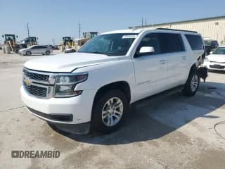 ✅ 2015 Chevrolet Suburban LT • VIN: 1GNSKJKC9FR530141 • Lot: 72816244. Wystawiony na Copart z przebiegiem 174 520 mil. Bezpłatny archiwum sprzedaży aukcyjnych z USA i szczegółowy raport historii pojazdu na DreamBid. Zdjęcie 1.