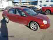 2004 Dodge Neon SXT z VIN 1B3ES56C34D542451, wystawiony jako Copart lot #87085194 z przebiegiem 63 105 mil mil oraz Szkoda całkowita • Salvage title. Historia ofert i sprzedaży dostępna na DreamBid. Obrazek 4.