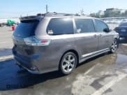 ✅ 2012 Toyota Sienna SE • VIN: 5TDXK3DCXCS233593 • Lot: 41959611. Listed on IAAI with 85,558 mi. Free auction sales archive from the USA and detailed vehicle history report at DreamBid. Image 4.