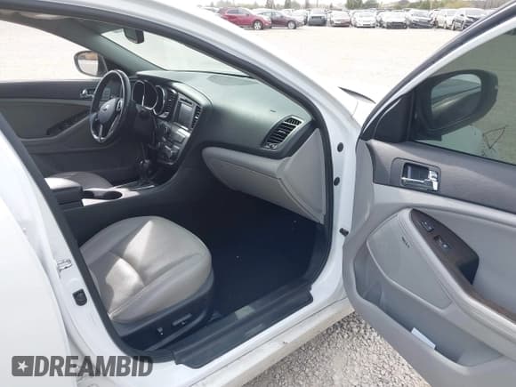 ✅ 2013 Kia Optima EX • VIN: 5XXGN4A73DG185412 • Lot: 43534475. Wystawiony na IAAI z przebiegiem 246 205 mil. Bezpłatny archiwum sprzedaży aukcyjnych z USA i szczegółowy raport historii pojazdu na DreamBid. Zdjęcie 5.