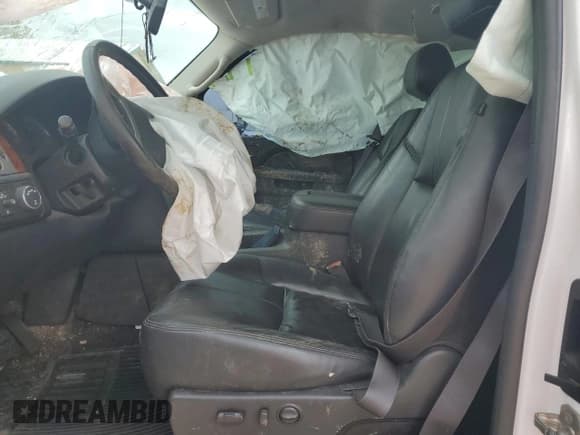 ✅ 2013 GMC Sierra 1500 SLT • VIN: 1GTR2WE73DZ379782 • Lot: 54400225. Listed on Copart with 126,205 mi. Free auction sales archive from the USA and detailed vehicle history report at DreamBid. Image 7.