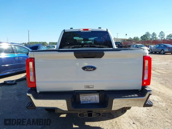 ✅ 2024 Ford F-250 XL • VIN: 1FT7W2BT4REF36126 • Лот: 41208823. Опубликован ранее на IAAI с пробегом 185 миль. Бесплатный доступ к архиву аукционных продаж из США и подробный отчёт об истории автомобиля на DreamBid. Изображение 16.