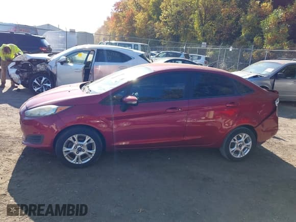 ✅ 2015 Ford Fiesta SE • VIN: 3FADP4BJ0FM152883 • Лот: 43526436. Опубликован ранее на IAAI с пробегом 123 326 миль. Бесплатный доступ к архиву аукционных продаж из США и подробный отчёт об истории автомобиля на DreamBid. Изображение 14.