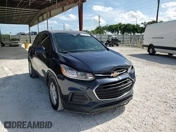 2019 Chevrolet Trax LS z VIN 3GNCJKSB2KL316405, wystawiony jako Copart lot #67047145 z przebiegiem 71 984 mil mil oraz Nie do naprawy • Non repairable. Historia ofert i sprzedaży dostępna na DreamBid. Obrazek 14.