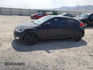 2016 Hyundai Veloster z VIN KMHTC6AD9GU263627, wystawiony jako Copart lot #71321255 z przebiegiem 119 499 mil mil oraz Czysty tytuł • Clean title. Historia ofert i sprzedaży dostępna na DreamBid. Obrazek 1.