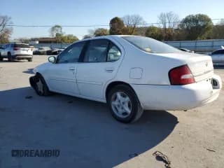 ✅ 2000 Nissan Altima XE • VIN: 1N4DL01D3YC107778 • Lot: 77478584. Wystawiony na Copart z przebiegiem 201 711 mil. Bezpłatny archiwum sprzedaży aukcyjnych z USA i szczegółowy raport historii pojazdu na DreamBid. Zdjęcie 2.