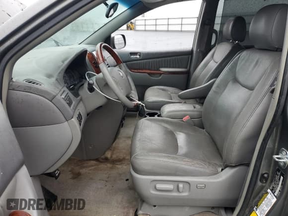 ✅ 2005 Toyota Sienna XLE Limited • VIN: 5TDZA22C65S274718 • Lot: 93321455. Listed on Copart with 181,346 mi. Free auction sales archive from the USA and detailed vehicle history report at DreamBid. Image 7.