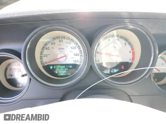 ✅ 2010 Dodge Challenger R/T • VIN: 2B3CJ5DT1AH111909 • Lot: 87691015. Wystawiony na Copart z przebiegiem 189 911 mil. Bezpłatny archiwum sprzedaży aukcyjnych z USA i szczegółowy raport historii pojazdu na DreamBid. Zdjęcie 9.