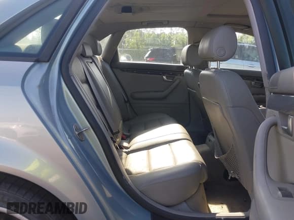 ✅ 2004 Audi A4 1.8T • VIN: WAULC68E44A105113 • Lot: 42475749. Listed on IAAI with 239,861 mi. Free auction sales archive from the USA and detailed vehicle history report at DreamBid. Image 8.