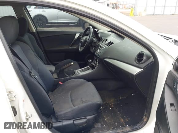 ✅ 2010 Mazda 3 S Grand Touring • VIN: JM1BL1H63A1164532 • Lot: 43496428. Listed on IAAI with 110,418 mi. Free auction sales archive from the USA and detailed vehicle history report at DreamBid. Image 5.